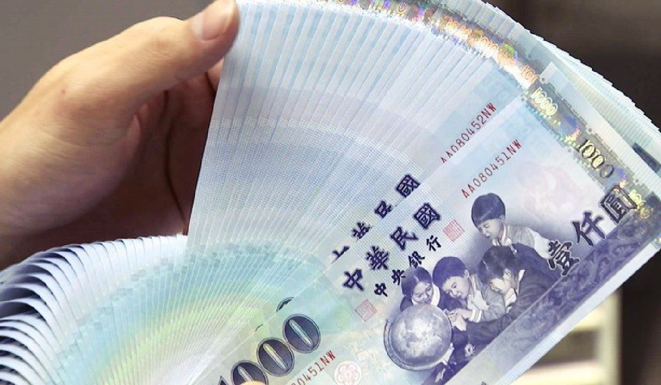 Làm Việc ở Đài Loan 2025: Mức Lương Cao, Chi Phí Thấp – Có Đáng Để Đi