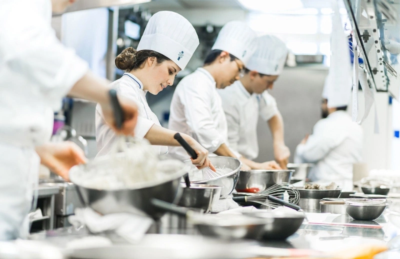 Tuyển Lao Động Làm Việc Tại Cộng Hòa Liên Bang Đức